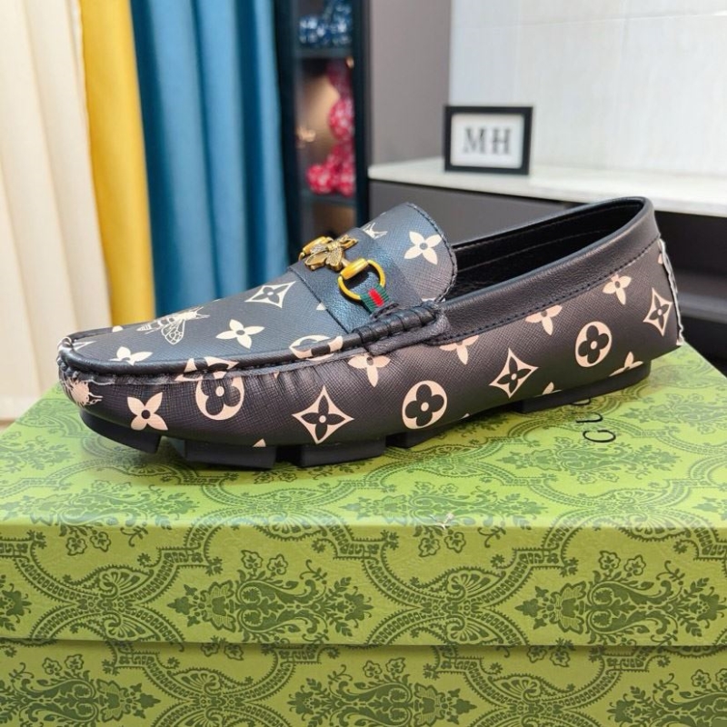 G*u*i leather shoes